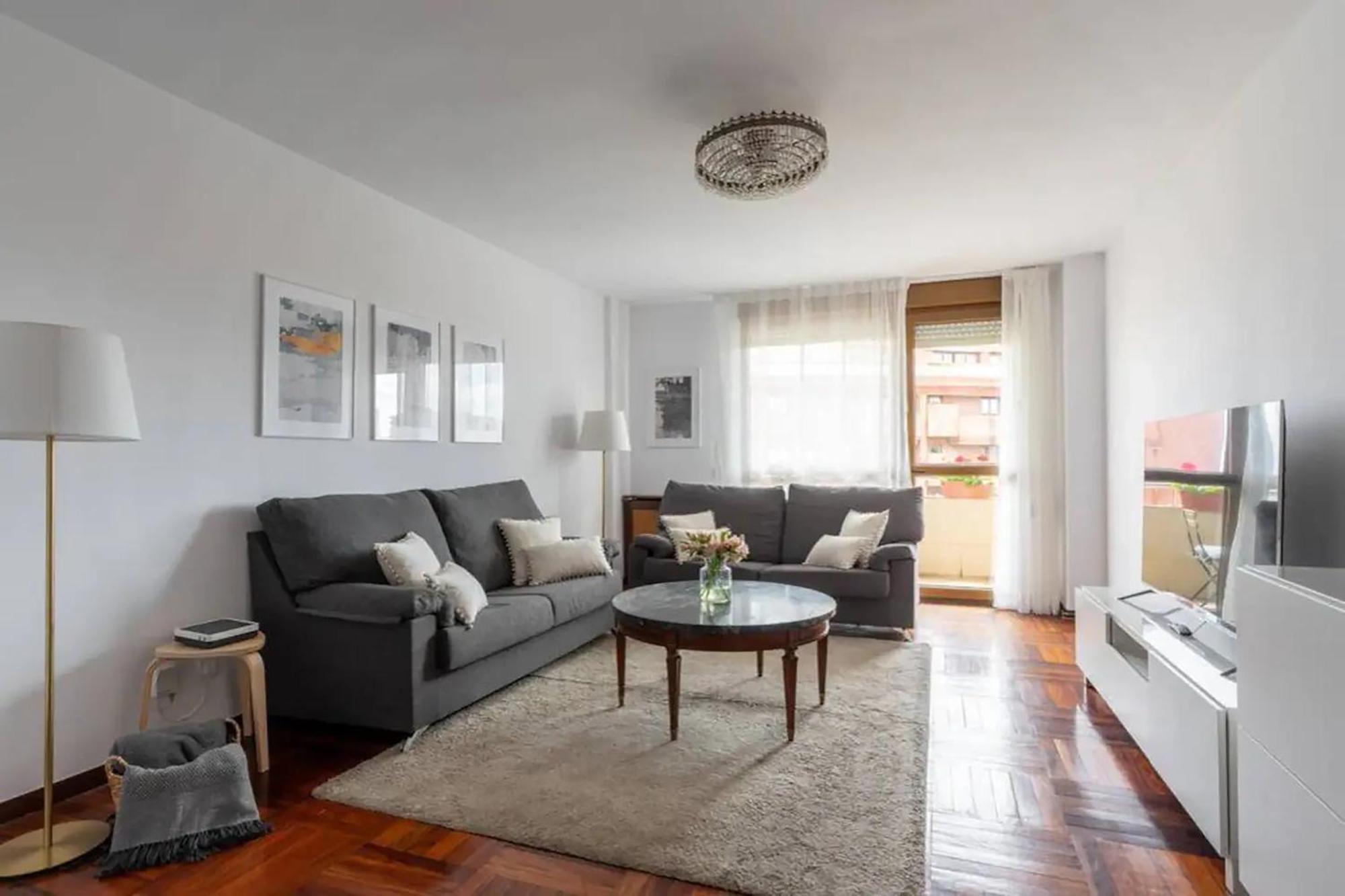 Apartamento En Alto Miranda Con Parking Apartment Santander Luaran gambar